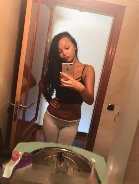 Yavuz Si̇nan Escort Alessandra
